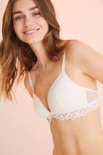 TRIANGULAR PADDED