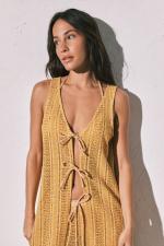 PM BW CROCHET TUNIC OL