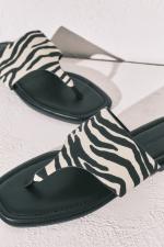 LA ANIMAL SANDALS