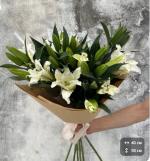 Букет из лилий
