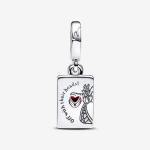 Шарм Disney Villains Queen of hearts из стерлингового серебра с красными кристалым кристалом и белой, красной эмалью