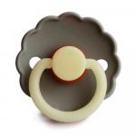 Пустышка FRIGG Daisy Latex Portobello Night 6-18м