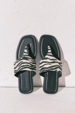 LA ANIMAL SANDALS