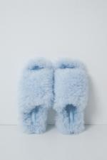 MMM FUR SLPRS BLUE