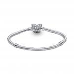 Браслет змейка из стерлингового серебра и застежкой-бабочкой с прозрачным кубическим цирконием