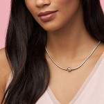 Silver necklace with round clasp
