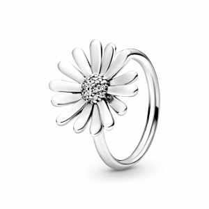 Daisy sterling silver ring with clear cubic zirconia