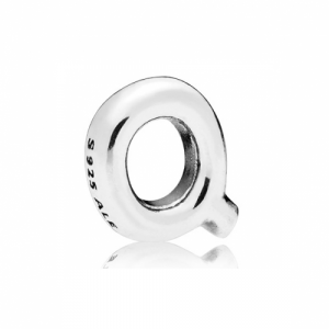 Letter Q silver petite element