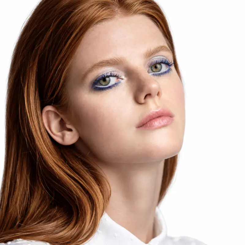 SISLEY LES PHYTO-OMBRES 30 SILKY SKY Стойкие фитотени для век Сияние № 30 нежно-голубой перламутр 1,5 г
