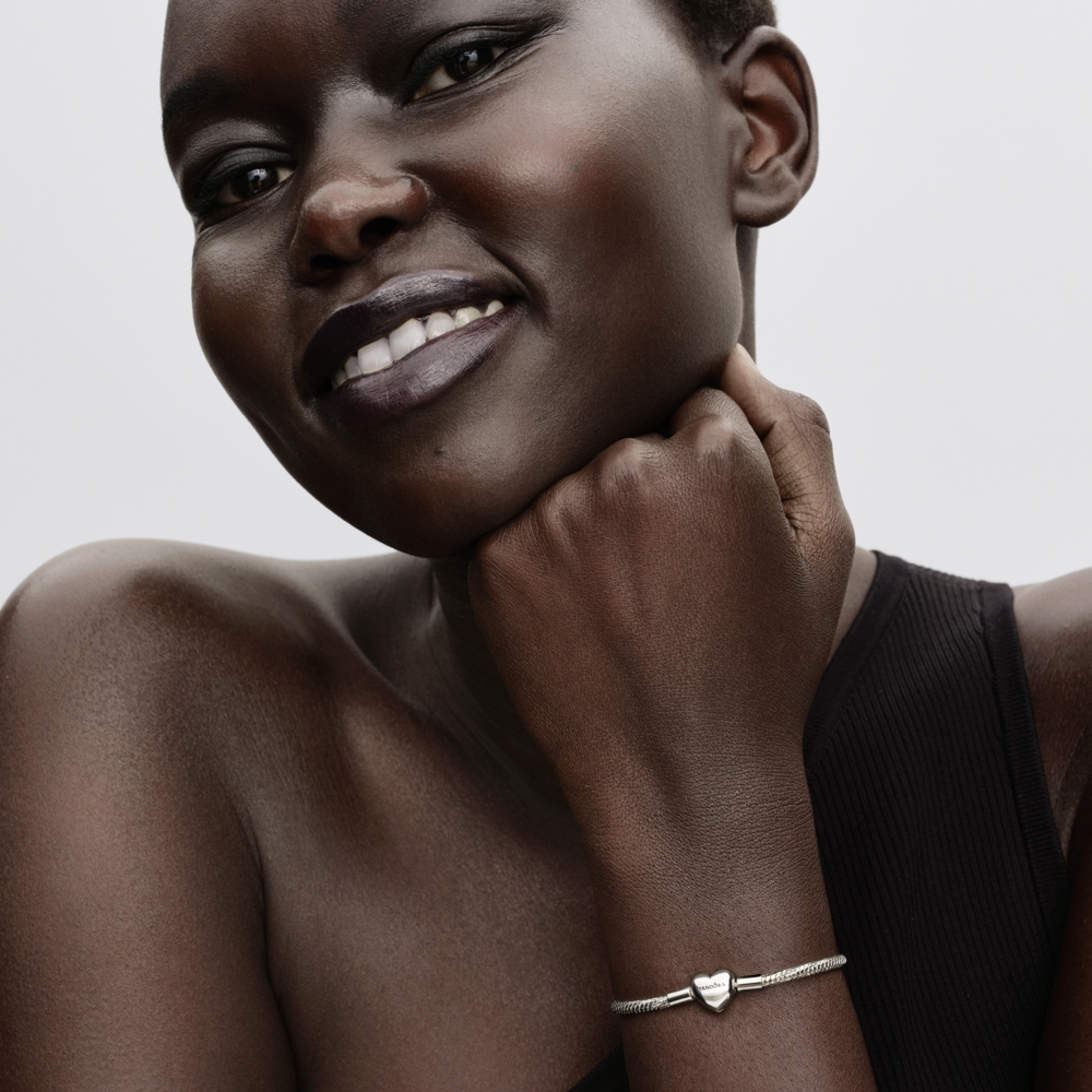 Faceted snake chain sterling silver bracelet with engravable heart clasp Faceted snake chain sterling silver bracelet with engravable heart clasp