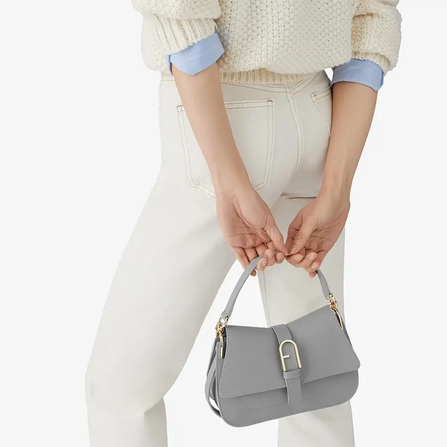 FURLA FLOW MINI TOP HANDLE - VITELLO CLARIS LUX FURLA FLOW MINI TOP HANDLE - VITELLO CLARIS LUX