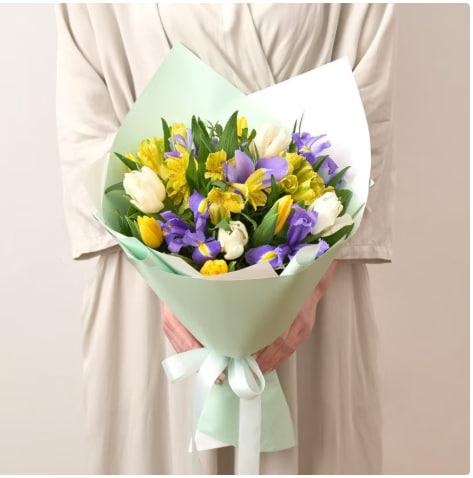 Букет из синий ирис