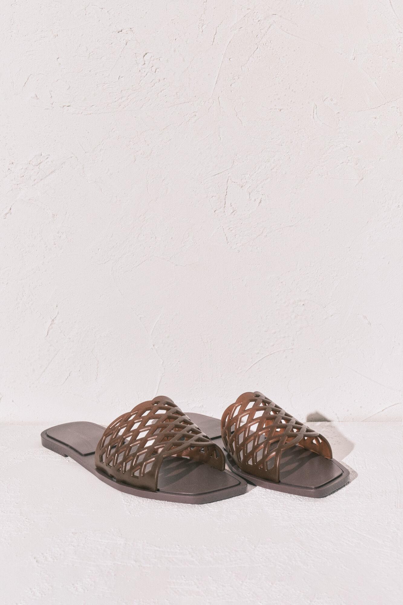 ACID BREEZE FLIP-FLOP