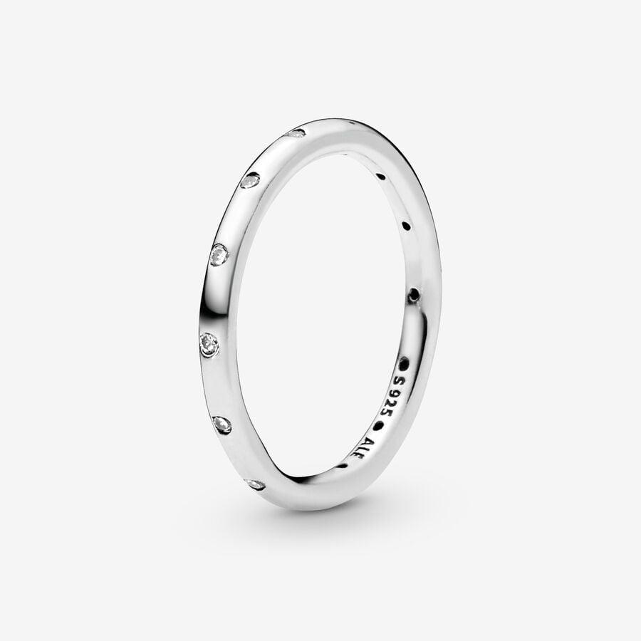 Серебряное кольцо с кубическим цирконием