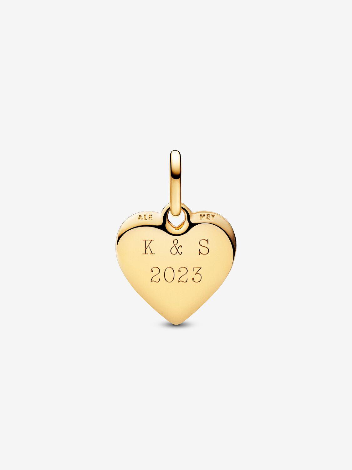 Engravable textured heart 14k gold-plated medallion