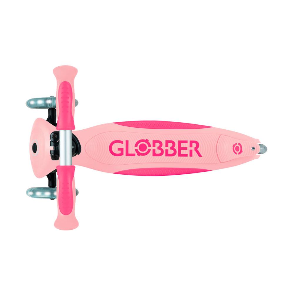 Трёхколесный самокат Globber Go Deluxe Flash Lights Pastel Pink