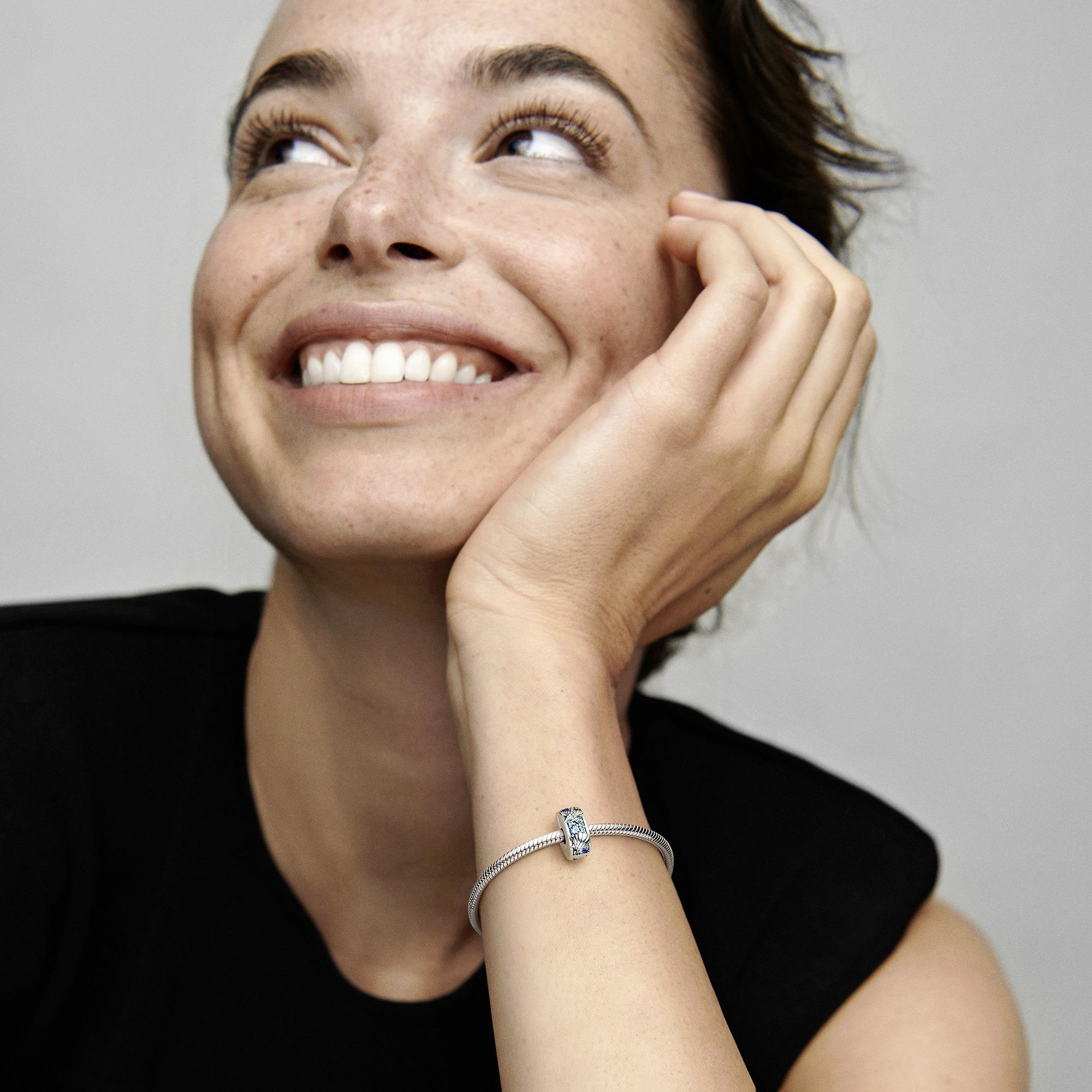 Клипса из стерлингового серебра в виде морской звезды и ракушки, ледяно-зеленый, отбеленный бирюзовый цвет, звездно-синие кристаллы и силиконовая ручка.