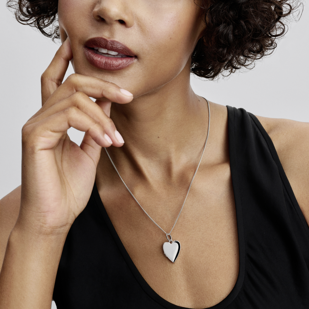 Engravable openable heart sterling silver pendant with magnet and silvery enamel