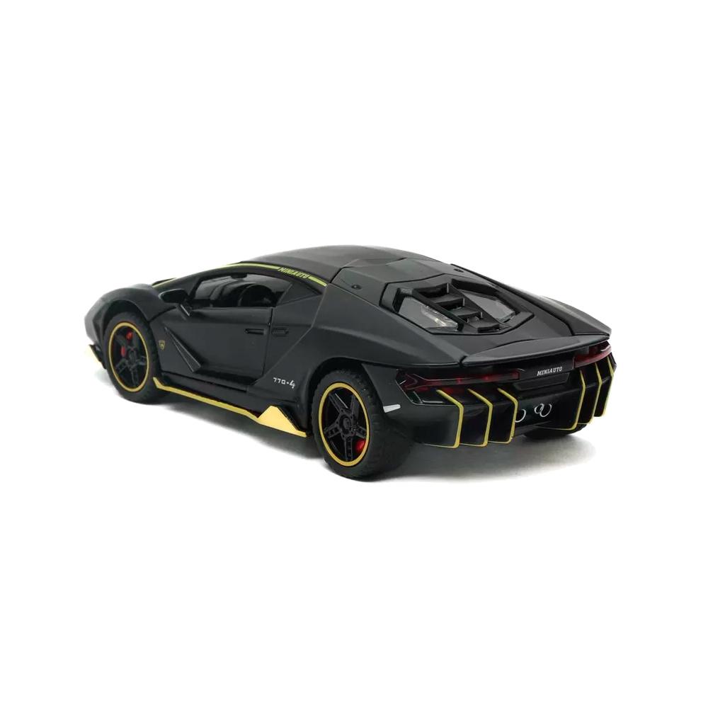 Металлическая машинка Lamborghini LP770-4 Transformers 1:32