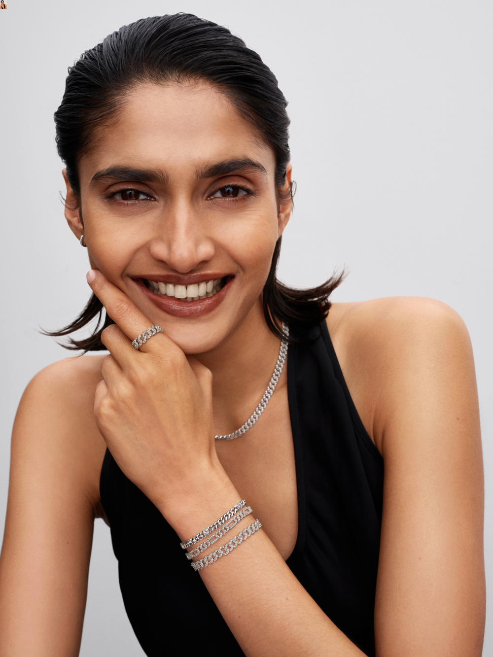 Cuban chain sterling silver necklace with clear cubic zirconia Cuban chain sterling silver necklace with clear cubic zirconia