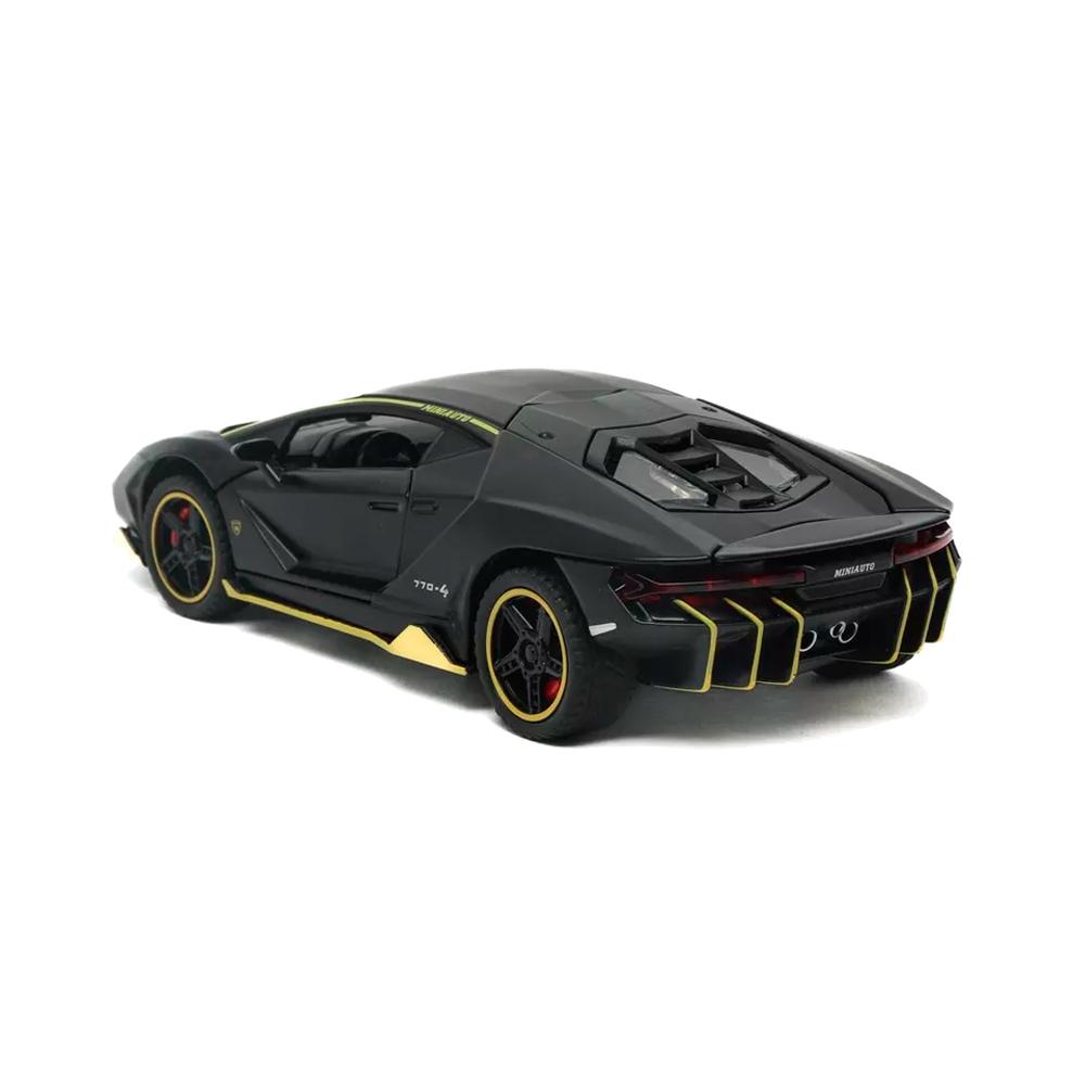 Металлическая машинка Lamborghini LP770-4 Transformers 1:32