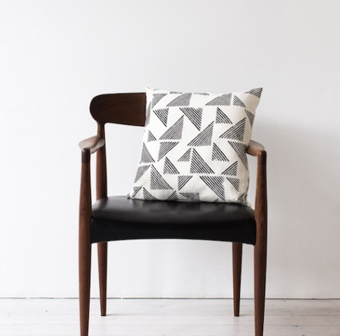 Кресло 50x40 коричневый черный