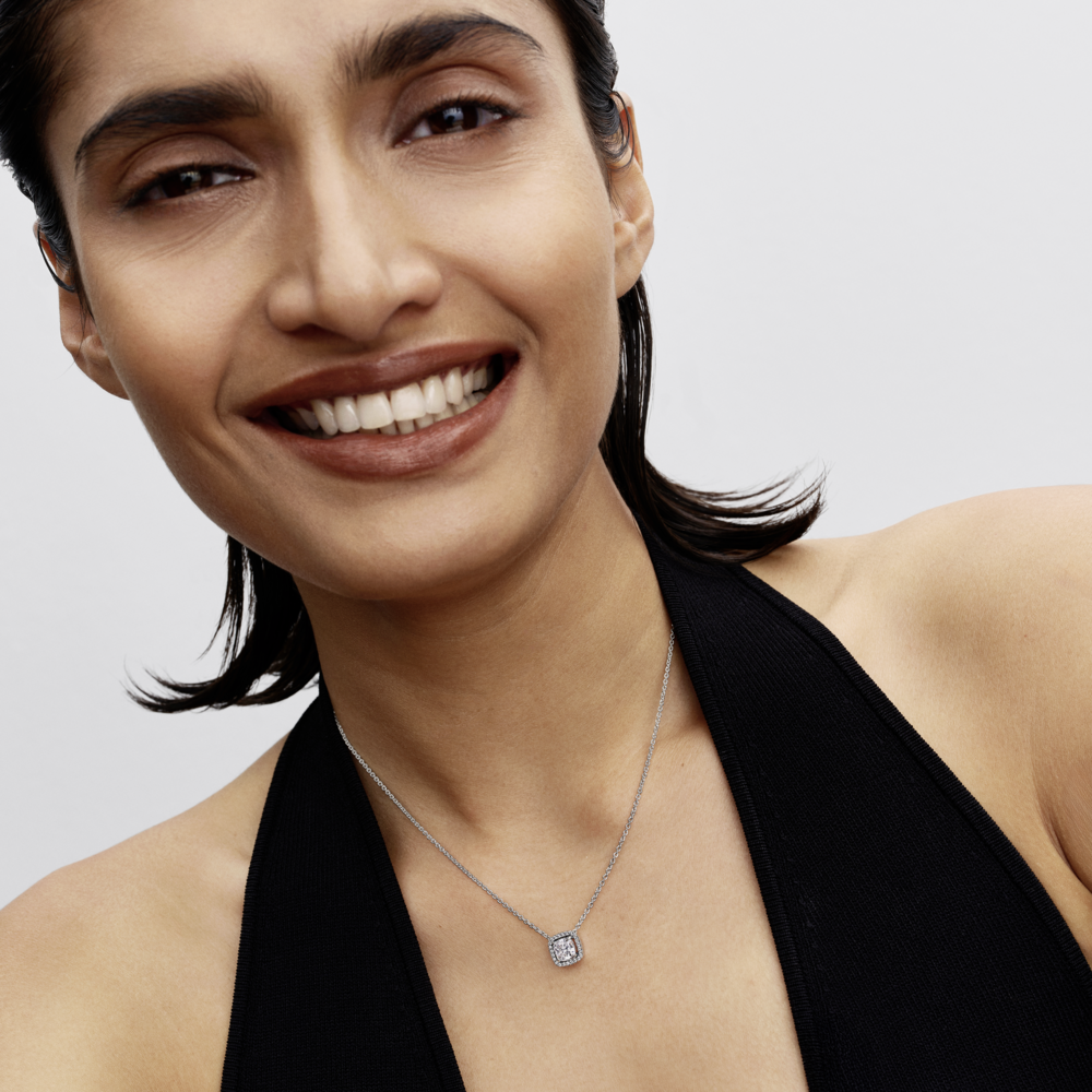 Sterling silver collier with clear cubic zirconia