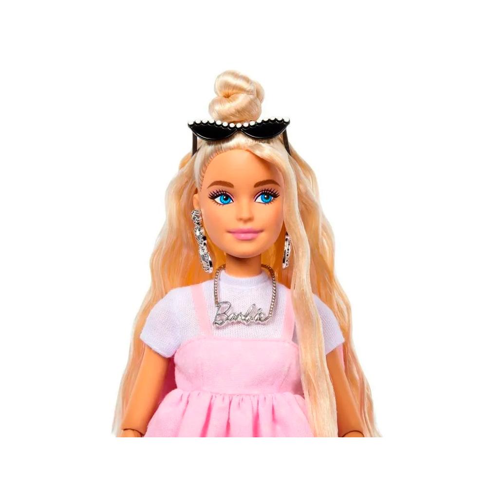 Кукла Barbie Deluxe Fashionistas