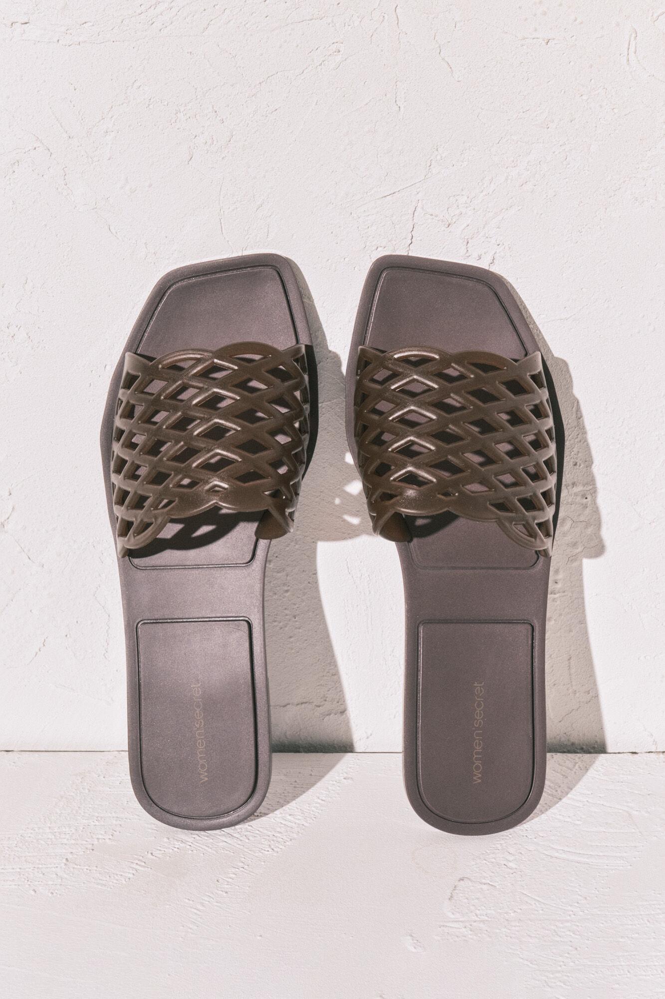 ACID BREEZE FLIP-FLOP