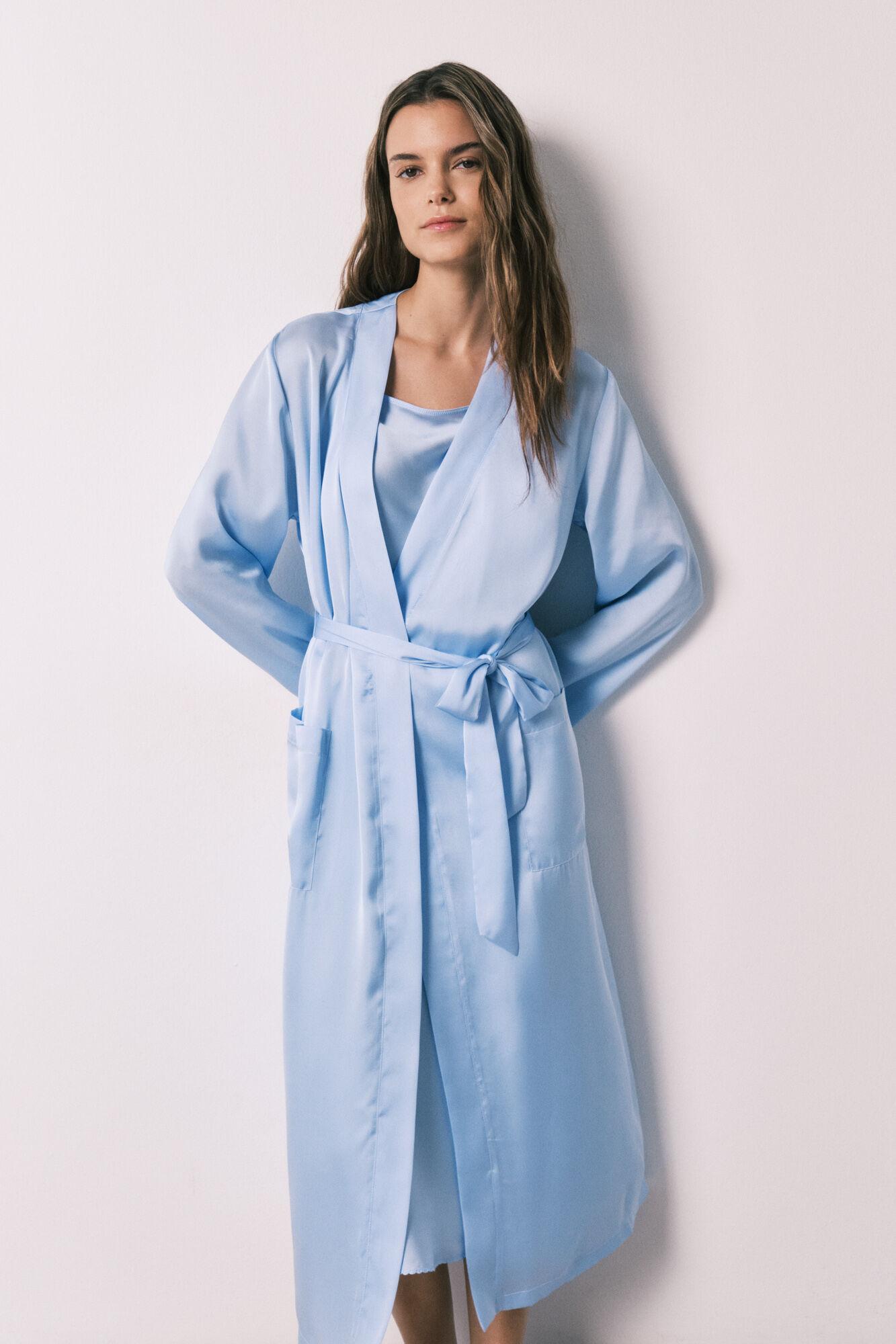 ST SATIN BL ROBE FR