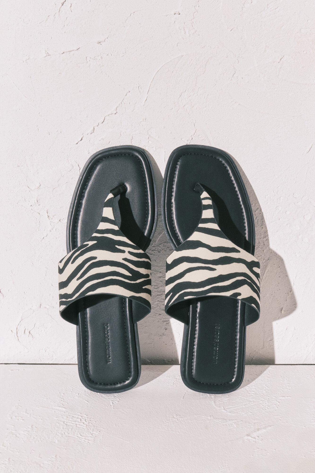 LA ANIMAL SANDALS