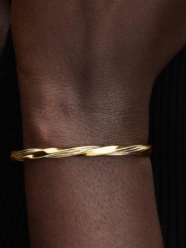Twisted 14k gold-plated open bangle