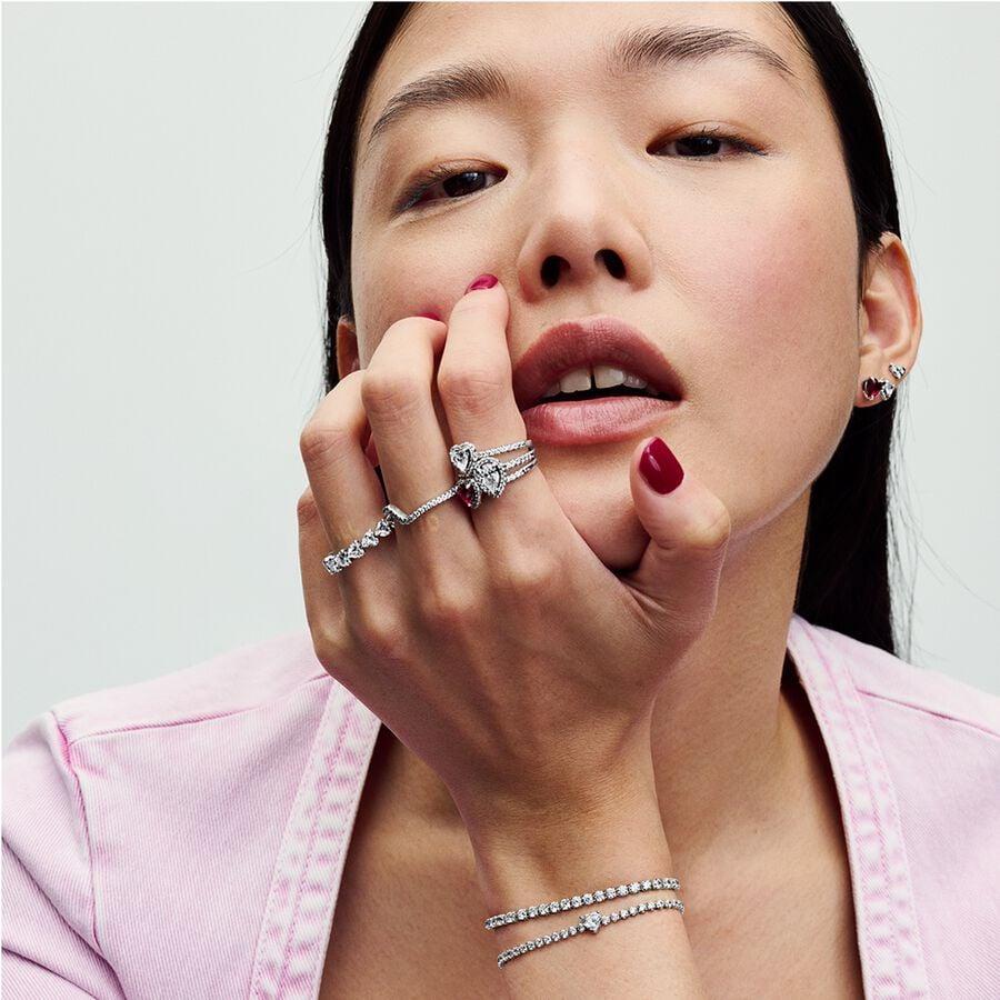 Серебряное кольцо Heart с прозрачным фианитом